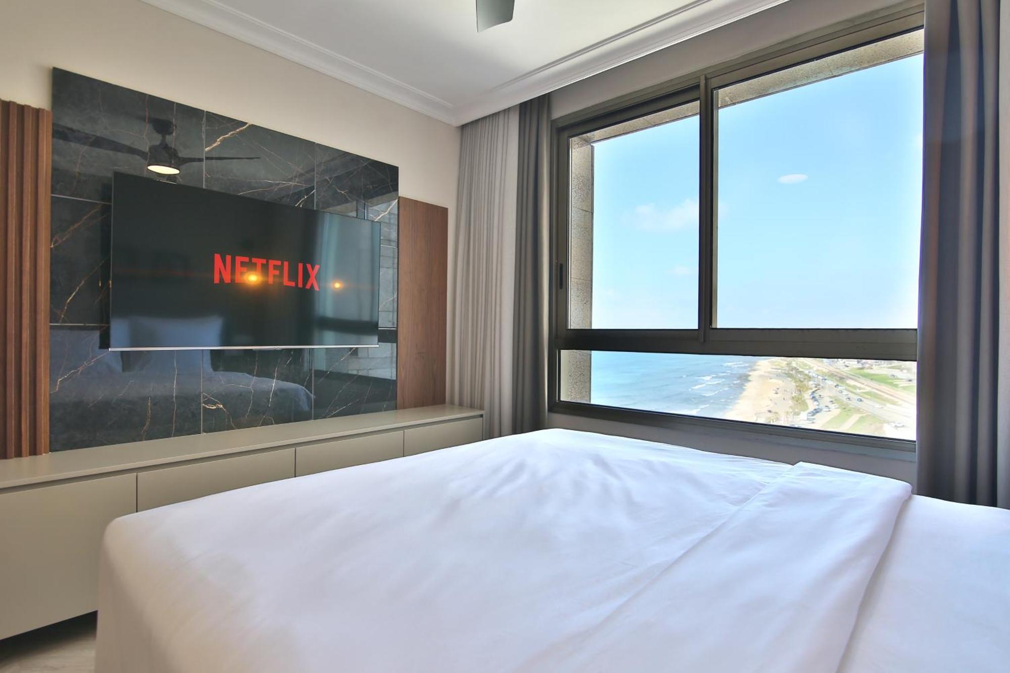 Luxury Suites By Notaly Ariel - Carmel Beach Haifa Exterior photo