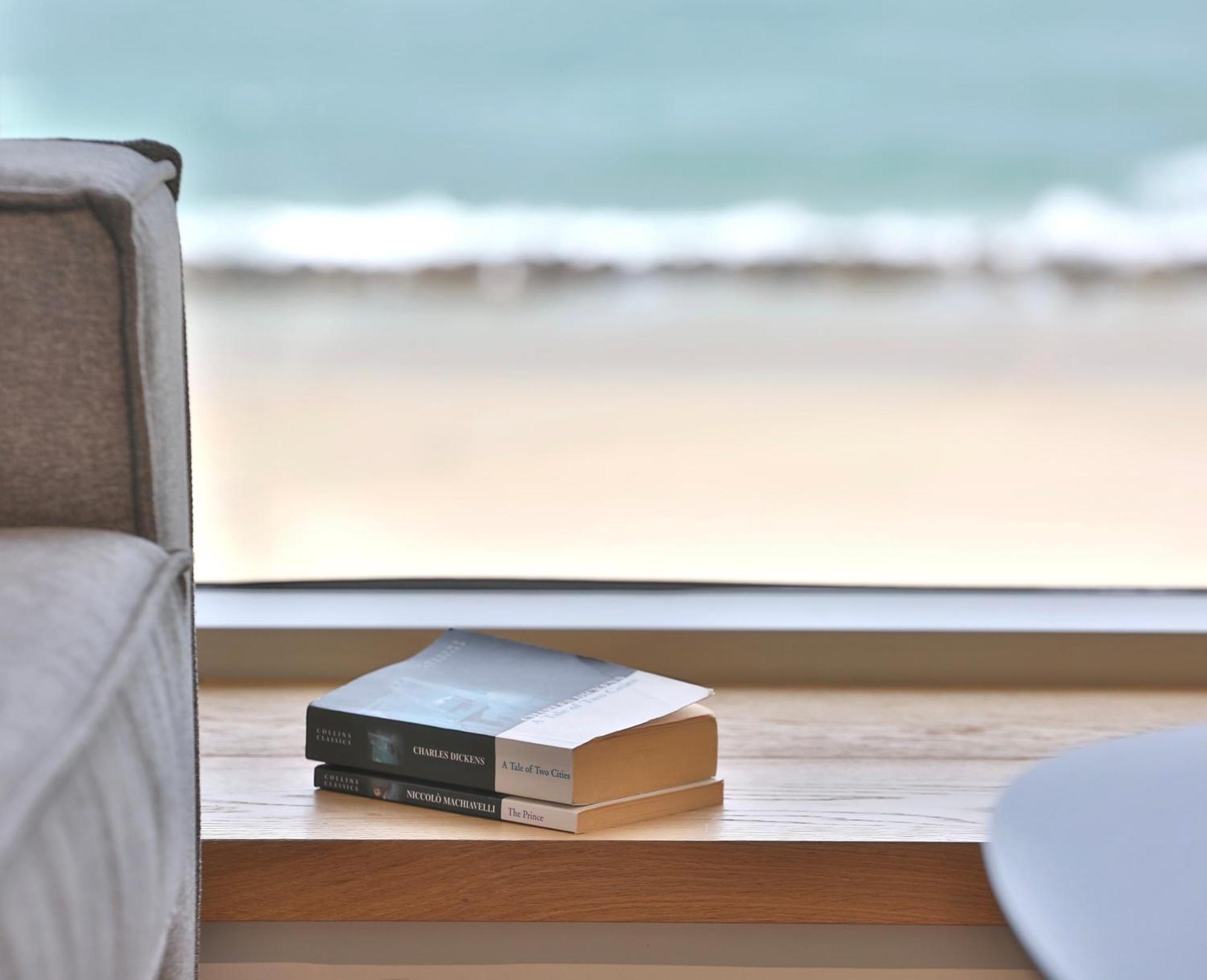 Luxury Suites By Notaly Ariel - Carmel Beach Haifa Room photo