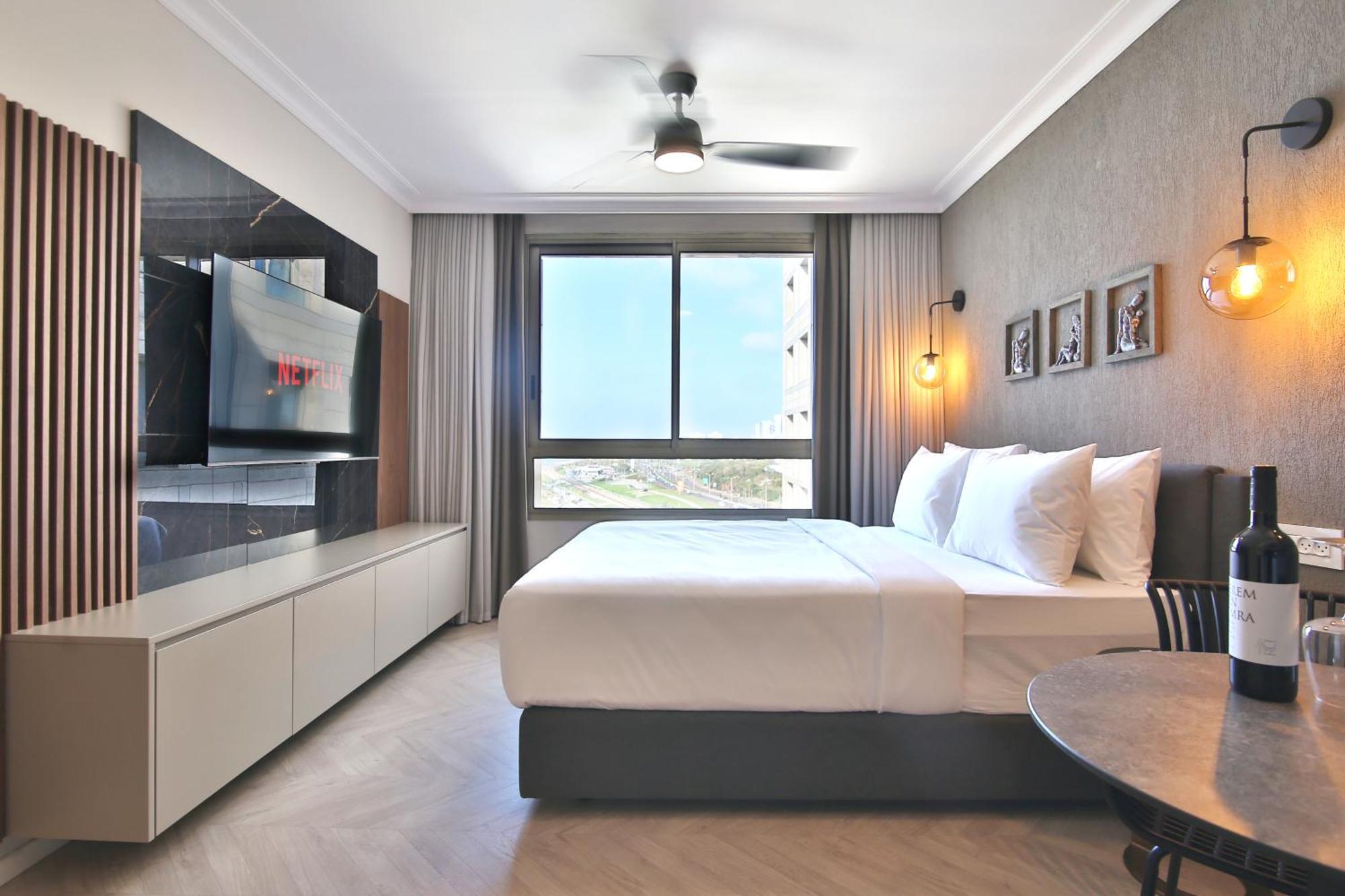 Luxury Suites By Notaly Ariel - Carmel Beach Haifa Exterior photo